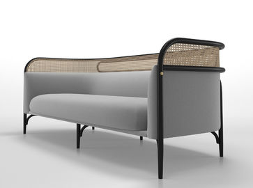 木/鋼鉄骨組を搭載するモダンなデザインのレストランのベンチの座席