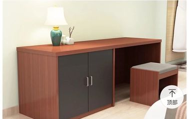 モダンなデザインのホテルの寝室の家具TVのテーブルのキャビネットの純木材料