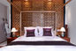 カスタマイズされた現代ホテルの寝室の家具/寝室続きの純木材料
