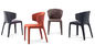 多着色された現代革食堂の椅子の家に家具の方法設計